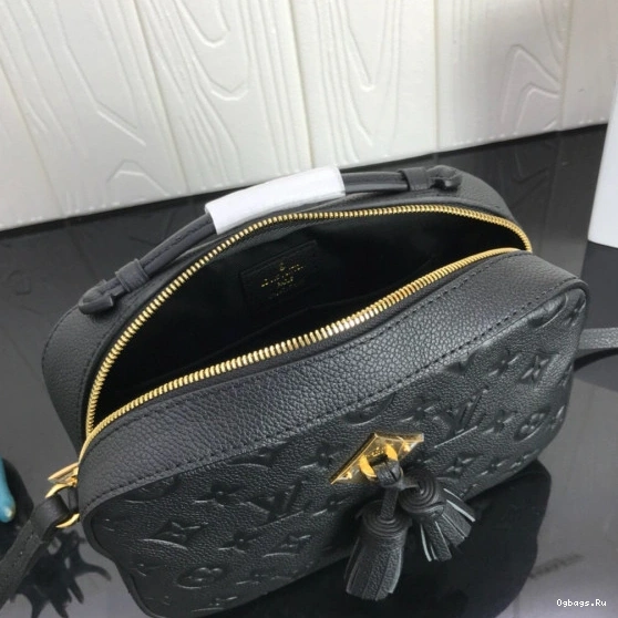 LOUIS VUITTON SAINTONGE 0416